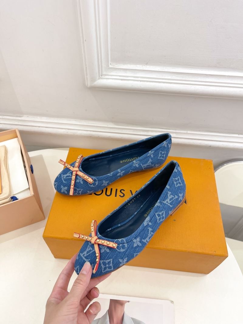 Louis Vuitton Flat Shoes